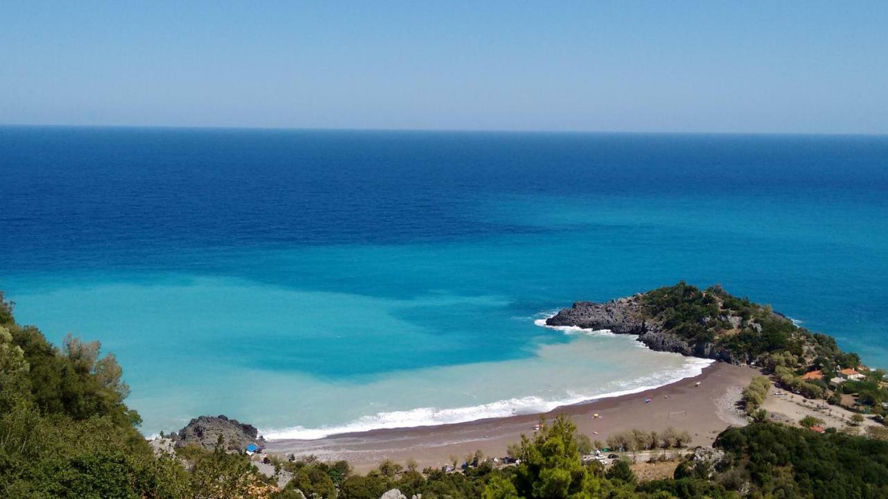 Kalogirou Stone House Apartment Limnionas  Bagian luar foto