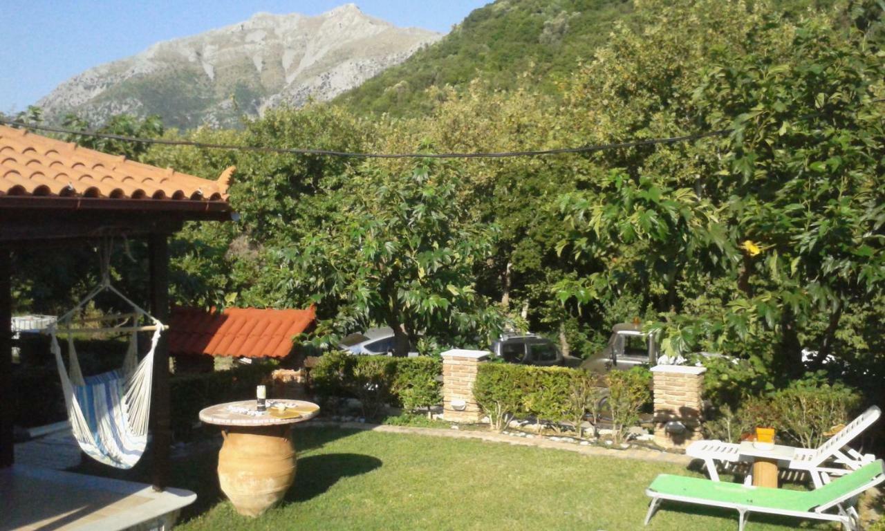 Kalogirou Stone House Apartment Limnionas  Bagian luar foto
