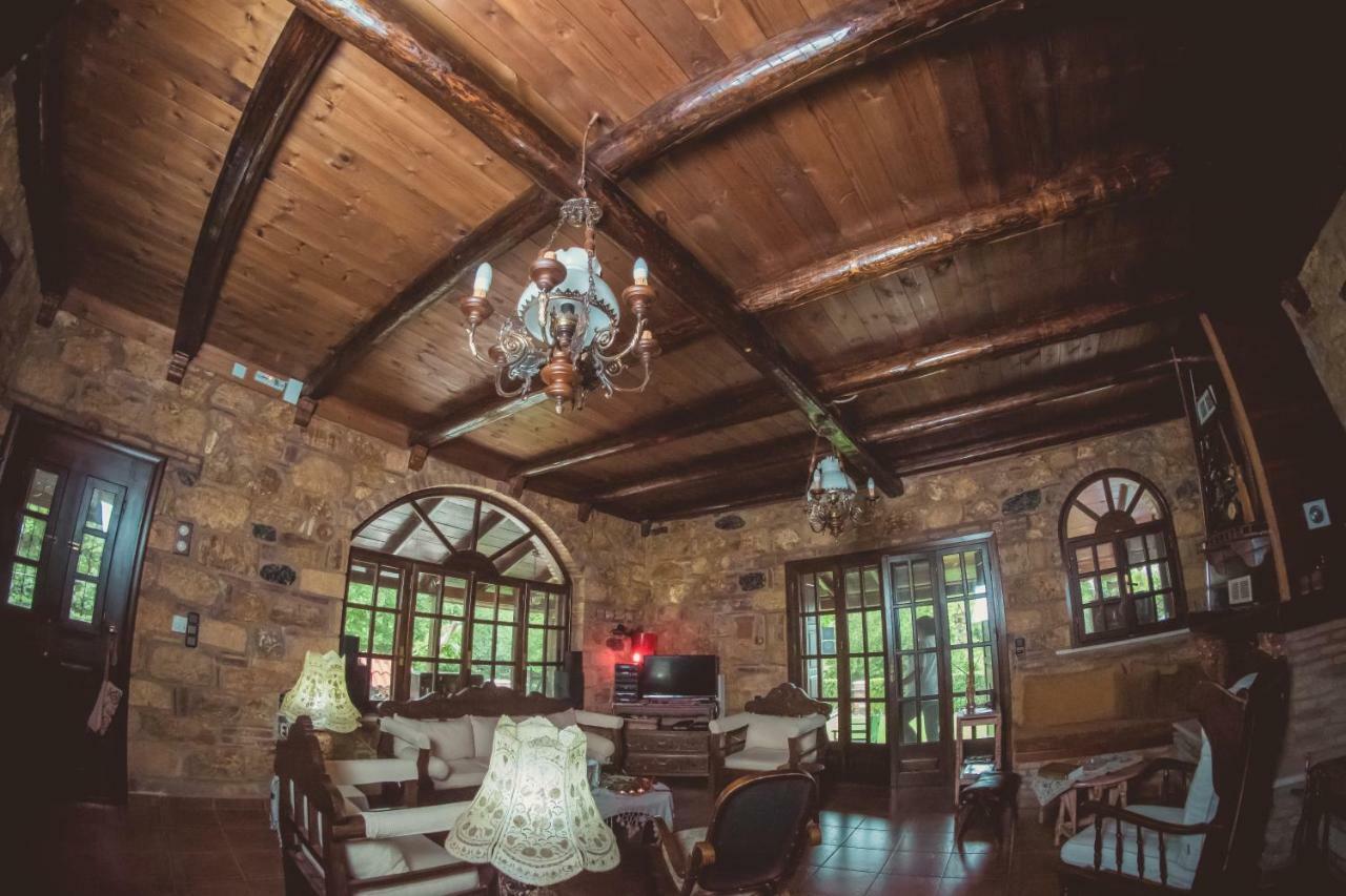 Kalogirou Stone House Apartment Limnionas  Bagian luar foto